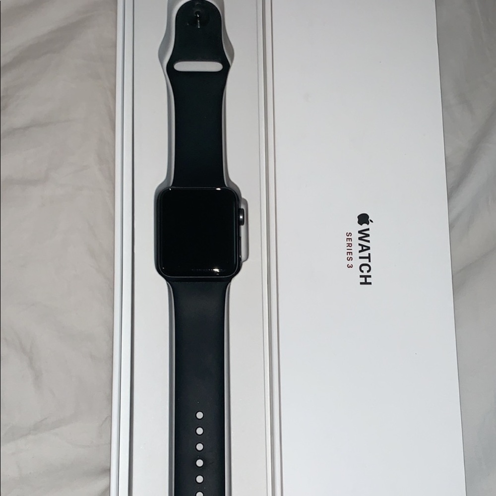 ***SOLD***  WATCH 3 SERIES